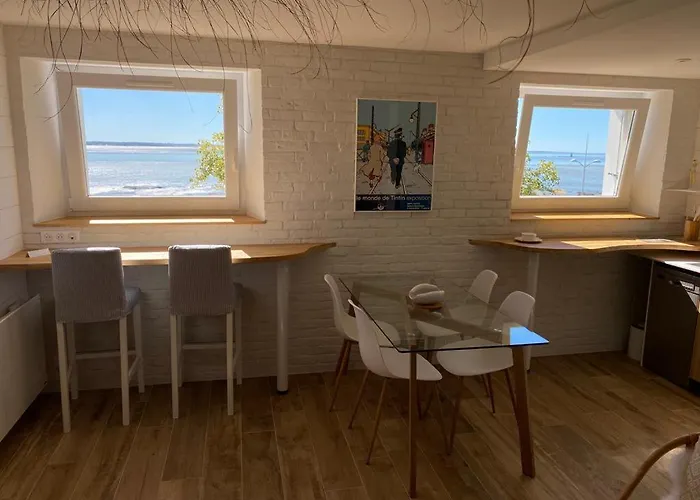 Face A La Mer, Bel Apartmán